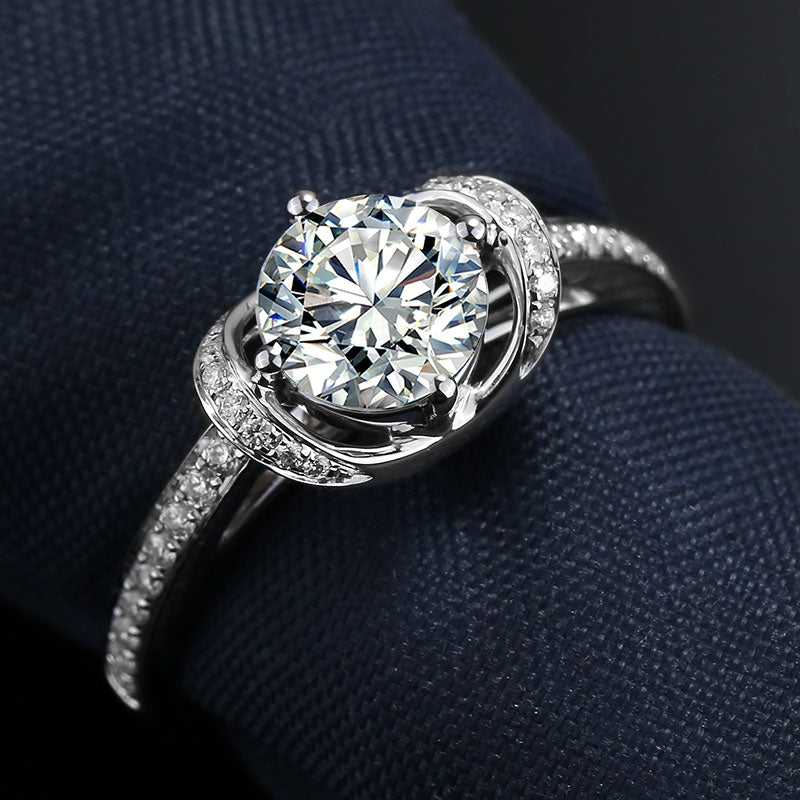 Eco—021: 1.0ct D VS1 Round Cut Lab-Grown Diamond Ring in 18K White Gold By Ecogemma · IGI Certified
