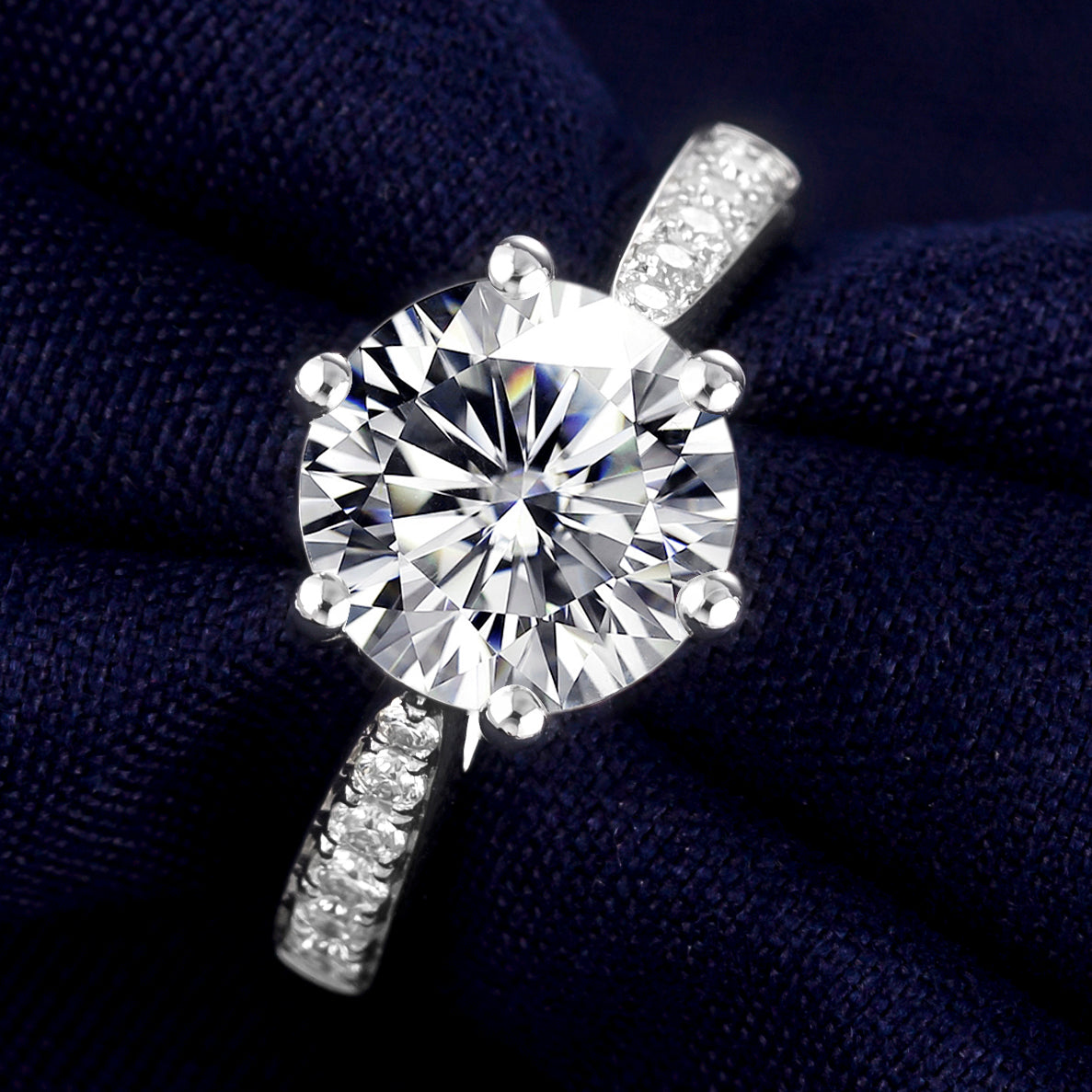 Eco—022: 1.0ct D VS1 Round Cut Lab-Grown Diamond Ring in 18K White Gold By Ecogemma · IGI Certified