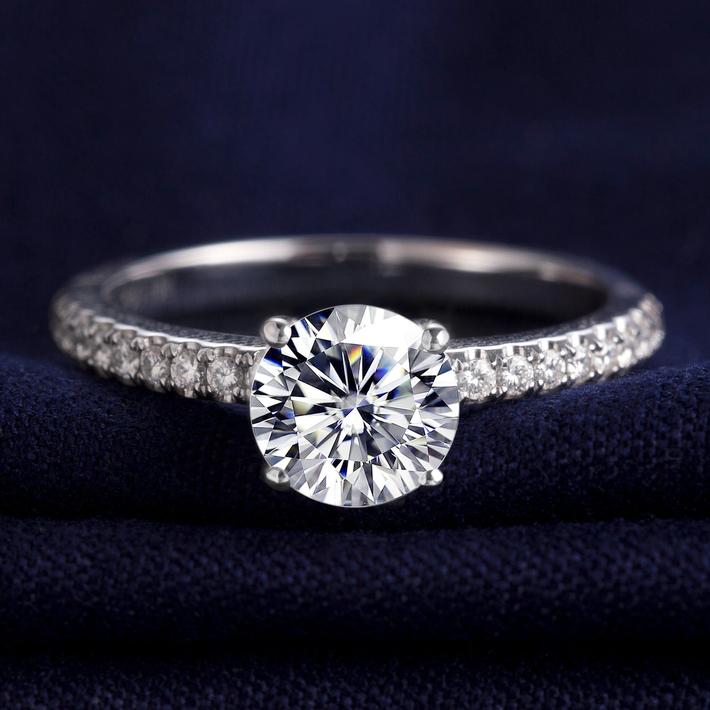 Eco—024: 1.0ct D VS1 Round Cut Lab-Grown Diamond Ring in 18K White Gold By Ecogemma · IGI Certified