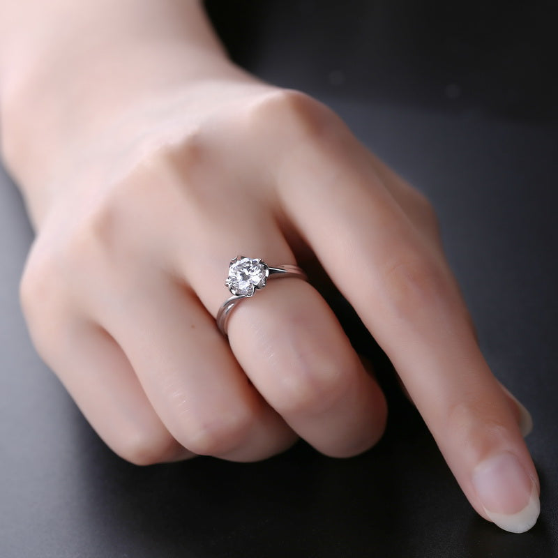 Eco—031: 1.0ct D VS1 Round Cut Lab-Grown Diamond Ring in 18K White Gold By Ecogemma · IGI Certified