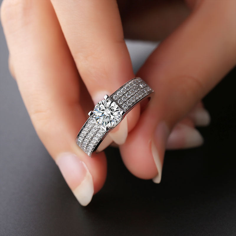 Harley-032: Voto geométrico: Anillo con bisel de diamantes cultivados en laboratorio en oro blanco de 18 quilates