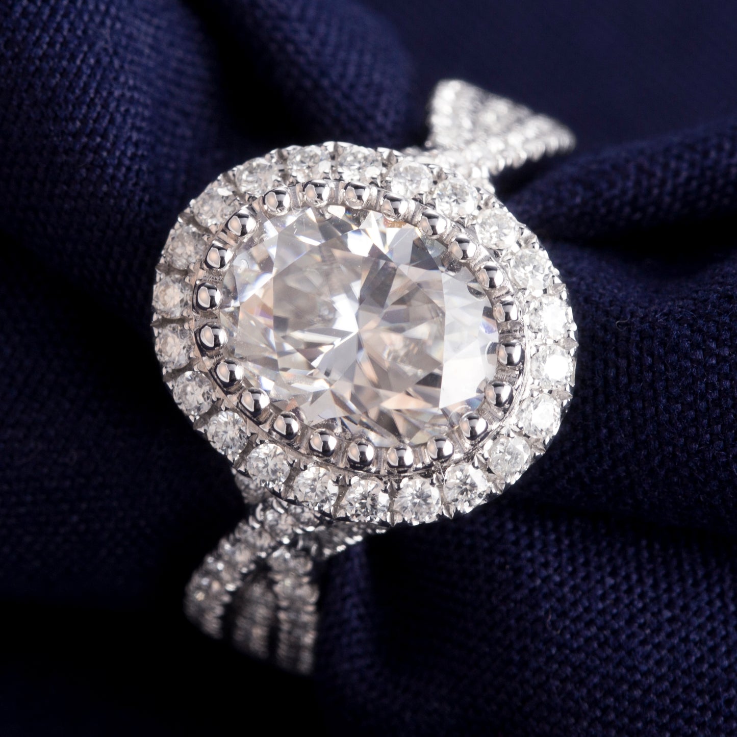 Eco-040: 1.5ct D VVS1 Oval-Cut Lab-Grown Diamond Ring in 18K White Gold By Ecogemma · IGI Certified