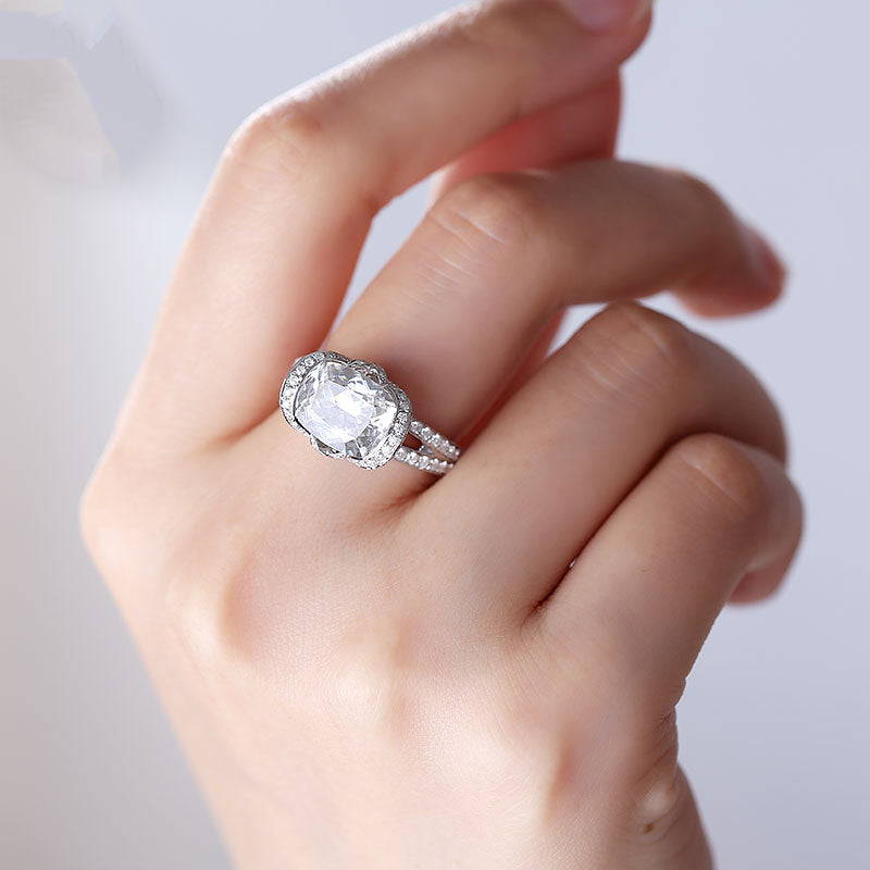 Eco-043 2.5ct Cushion-Cut D VVS1 Lab-Grown Diamond | 18K White Gold | IGI Certified