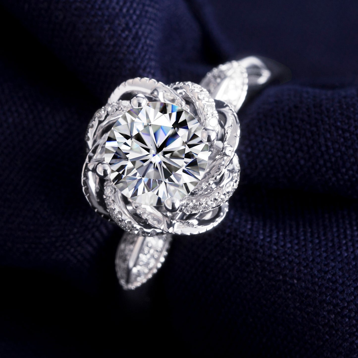 Eco-065 1.0ct D VVS1 Lab-Grown Diamond | 18K White Gold | IGI Certified