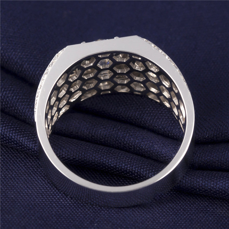 Harley-104: ヘイロー・ソブリン – 18Kホワイトゴールドのラボグロウンダイヤモンドパヴェリング