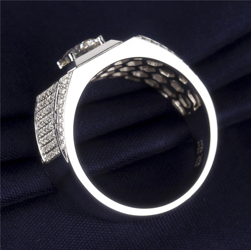 Harley-104: ヘイロー・ソブリン – 18Kホワイトゴールドのラボグロウンダイヤモンドパヴェリング