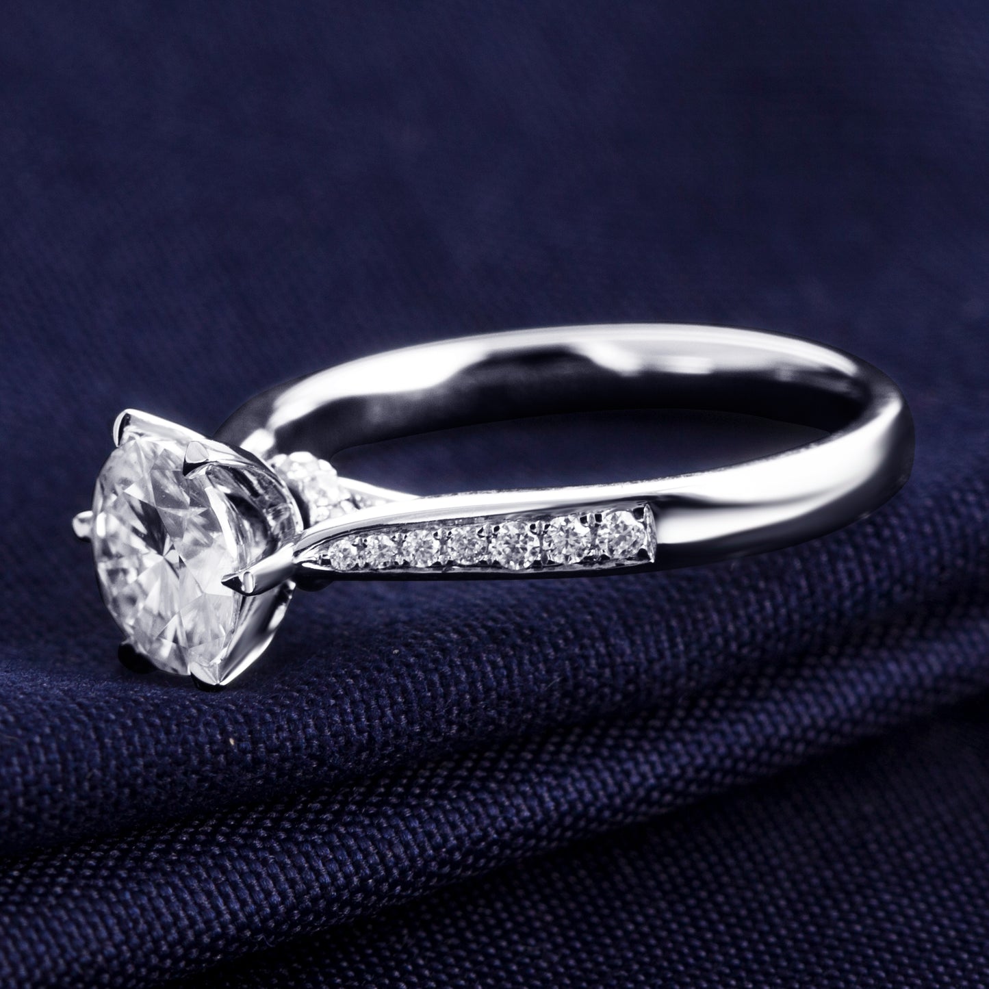 Eco-126 | 1.0ct D VVS1 Round -Cut Lab-Grown Diamond | 18K White Gold | IGI Certified