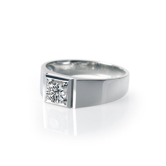 ハーレー174：サイレント・アペックス – 18Kホワイトゴールド製ラボグロウンダイヤモンドベゼルリング