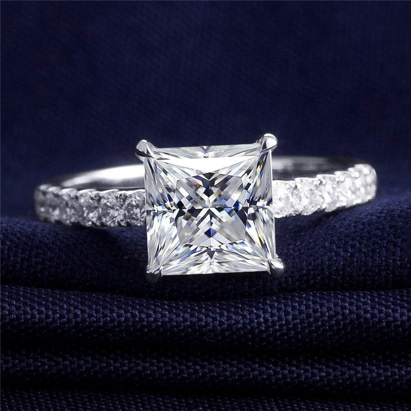 Eco-241 Customization | 18K White Gold | Radiant-Cut Lab-Grown Diamond 2ct E VVS2 | IGI Certified
