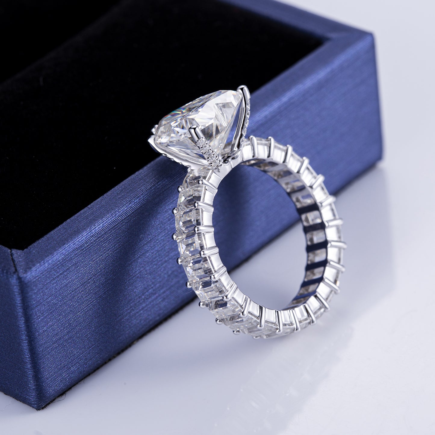 Eco-286 Customization | 18K White Gold | Heart-Cut Lab-Grown Diamond 1CT D VVS1 | IGI Certified