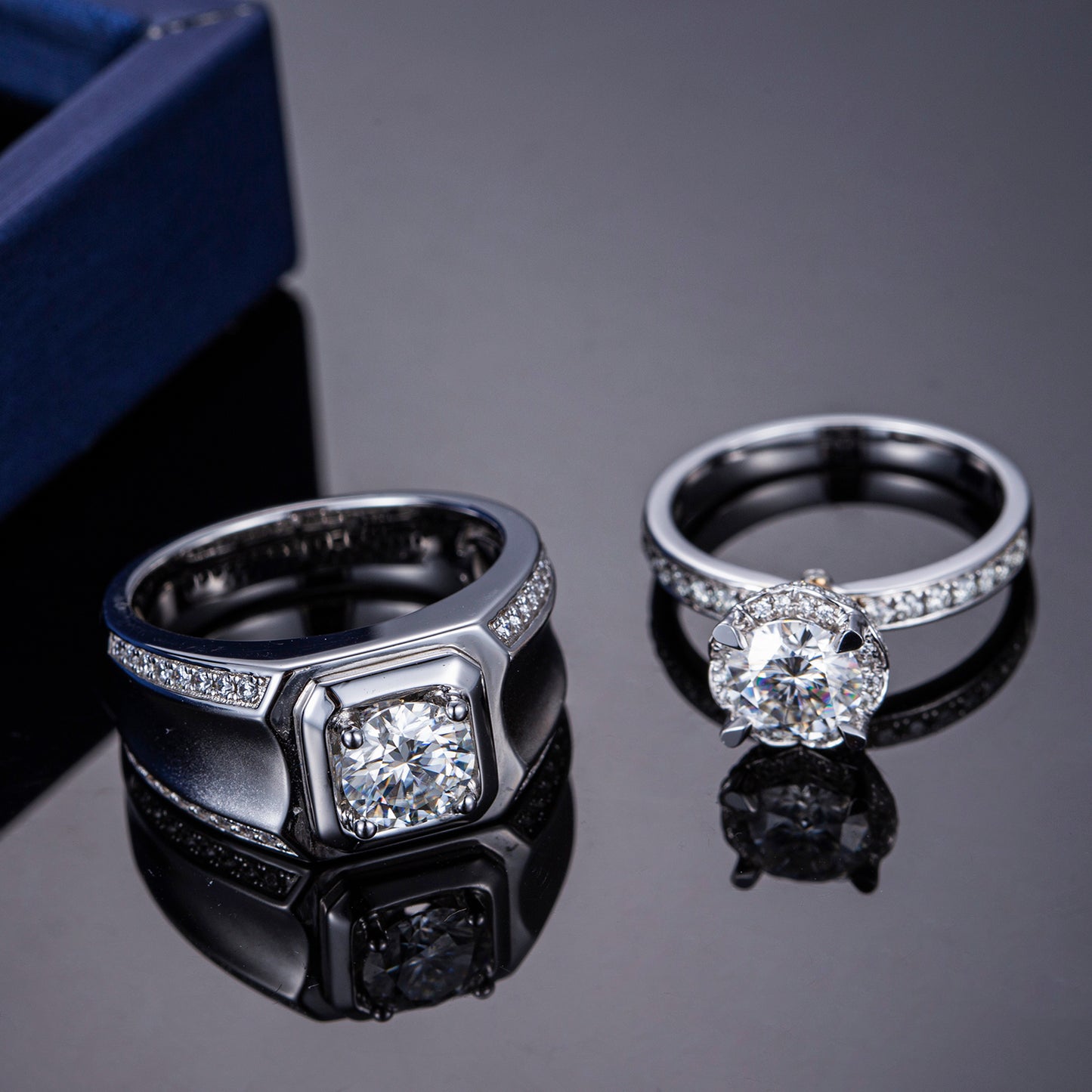 Harley-328: Twin Radiance – Anillos con halo y bisel de diamantes cultivados en laboratorio en oro blanco de 18 quilates