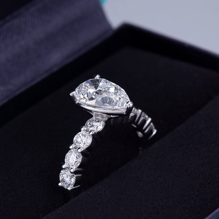 Eco-361 by  Customization | 18K White Gold | Pear-Cut Lab-Grown Diamond 1.5CT D VVS2| IGI Certified