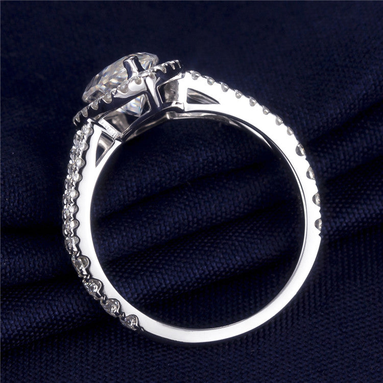 Eco-395: 光の翼 – ラボグロウンマーキスダイヤモンドハローリング（18Kホワイトゴールド） 