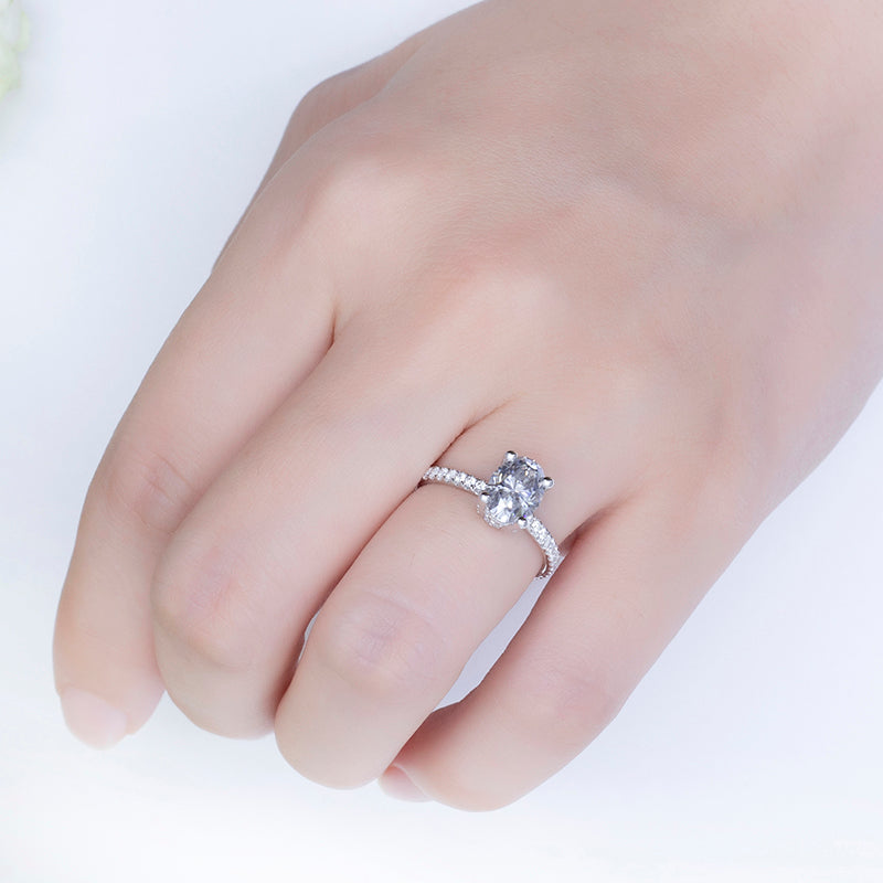 Eco-405: オーバルブリリアンス – ラボグロウンダイヤモンドパヴェエンゲージリング（18Kホワイトゴールド） 