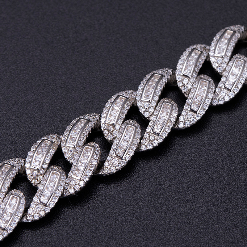 Ecogemma Ecoc-452: Ice-Out Moissanite Cuban Link Bracelet in Sterling Silver Majesty