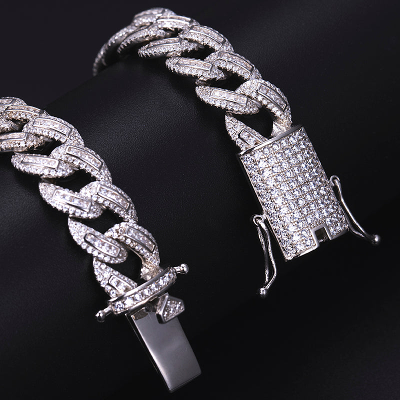 Ecogemma Ecoc-452: Ice-Out Moissanite Cuban Link Bracelet in Sterling Silver Majesty