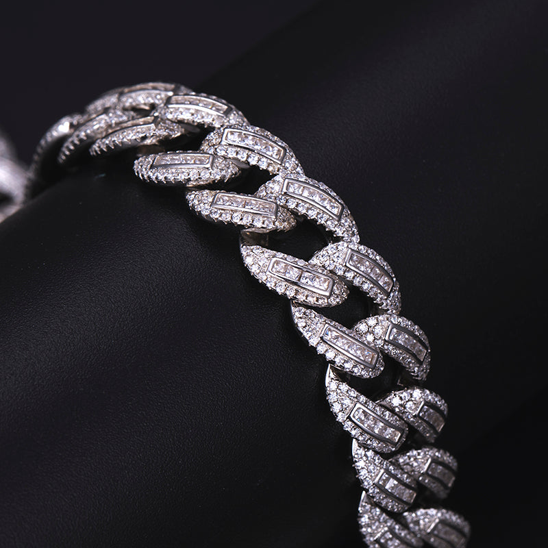 Ecogemma Ecoc-452: Ice-Out Moissanite Cuban Link Bracelet in Sterling Silver Majesty
