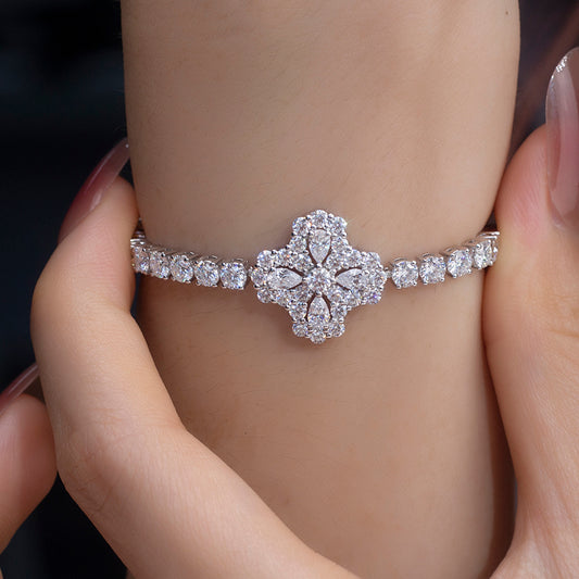 Ecob-572 "Petal Radiance" Lab-Grown Diamond Floral Bracelet