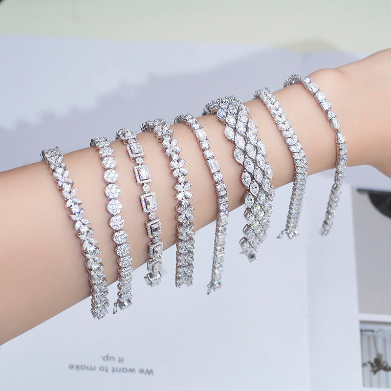 Ecob-575 "Whispering Petals" Lab-Grown Diamond Leaf Motif Bracelet