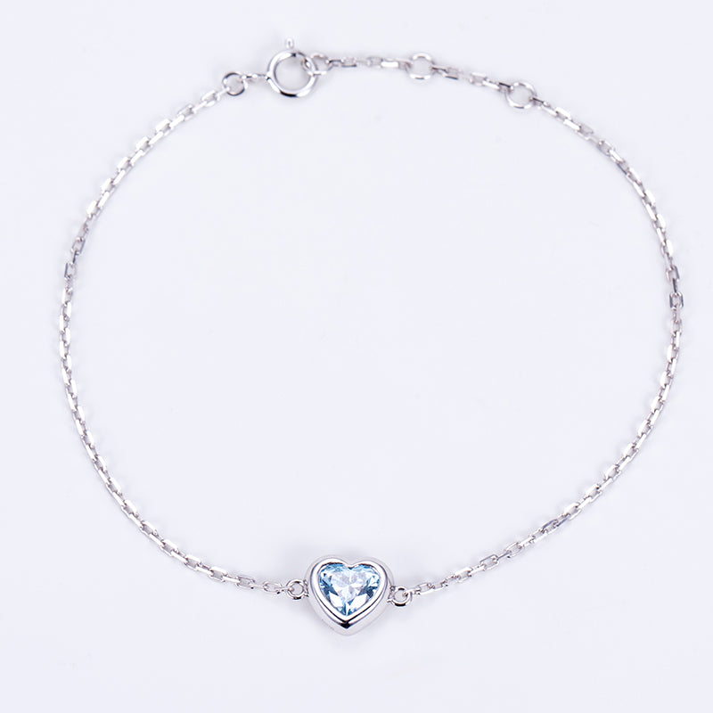 Ecob-601 | Heartlight Lab Sapphire Charm Bracelet in 18K Gold