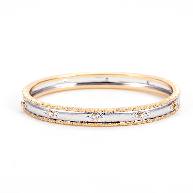 Ecob-602 | Aurelia Dual-Tone Lab Diamond Bangle in 18K Gold