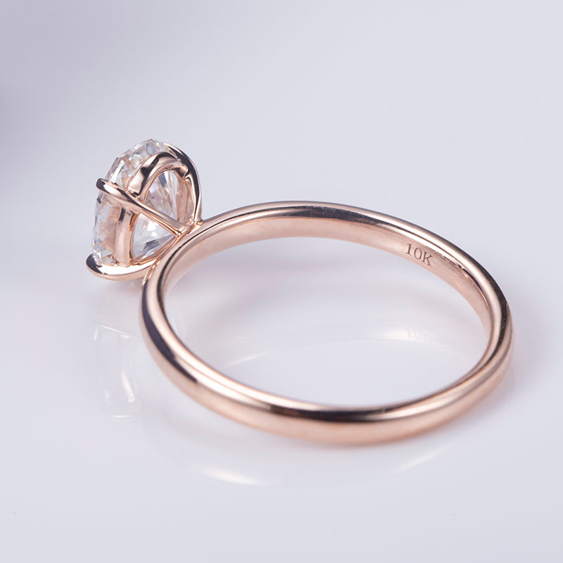 Eco-548: Blush Horizon – Anillo solitario con diamante ovalado cultivado en laboratorio en oro rosa de 18 quilates 