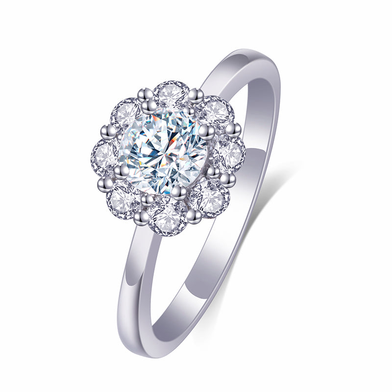 Eco-549: 輝きの花 – ラボグロウンダイヤモンド フローラルハローリング 18Kホワイトゴールド