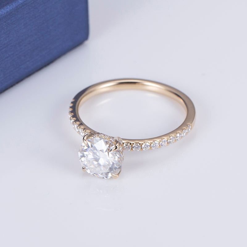 Eco-556: ゴールデンクラリティ – ラボグロウンラウンドダイヤモンドパヴェリング（18Kイエローゴールド） 