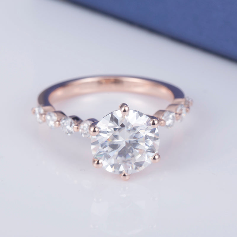 Eco-596: Ember Crown – Anillo con pavé de diamantes redondos cultivados en laboratorio en oro rosa de 18 quilates 