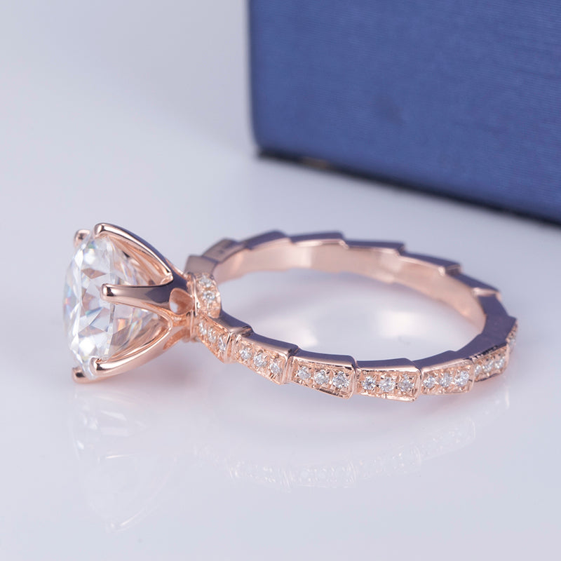 Eco-598: エンバーステップス – 18Kローズゴールドのラボグロウンラウンドダイヤモンドリング