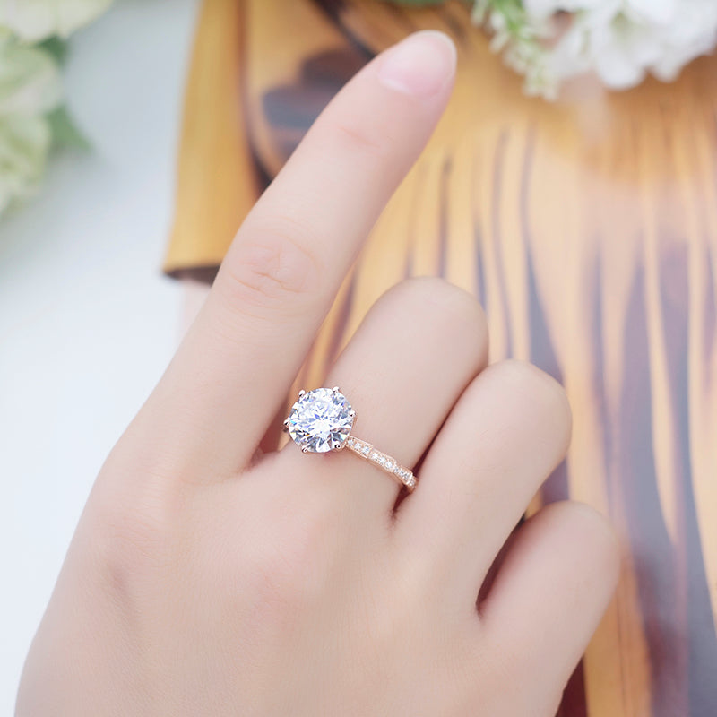 Eco-598: エンバーステップス – 18Kローズゴールドのラボグロウンラウンドダイヤモンドリング