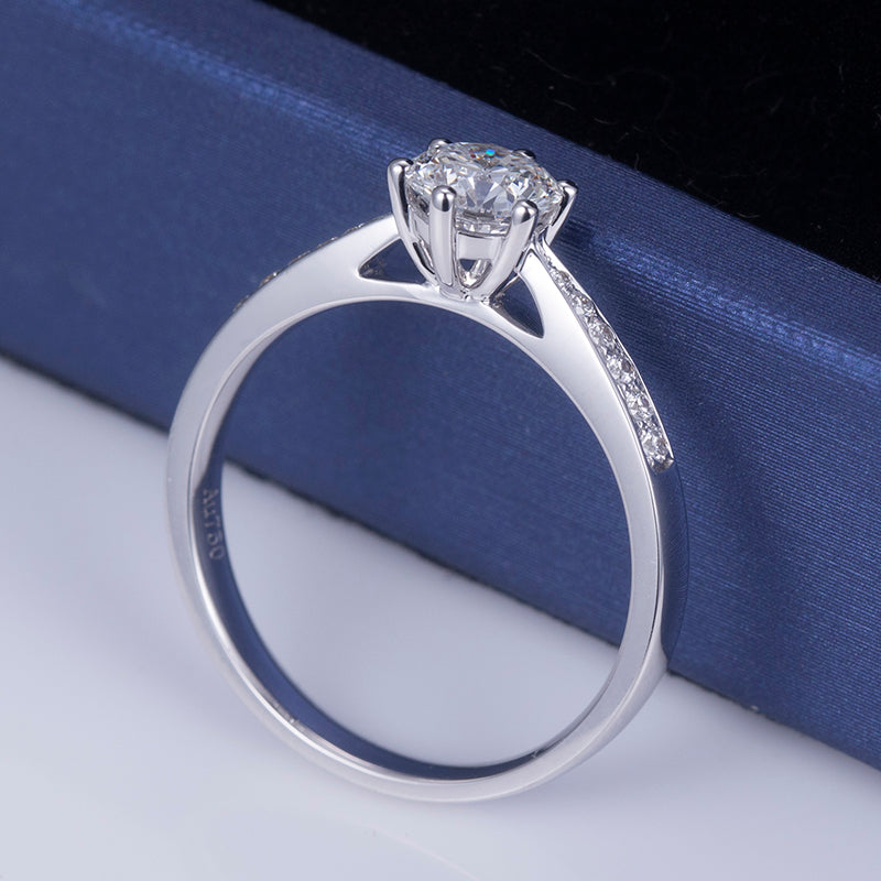 Eco-669: Radiant Axis – Anillo solitario con pavé de diamantes cultivados en laboratorio en oro blanco de 18 quilates