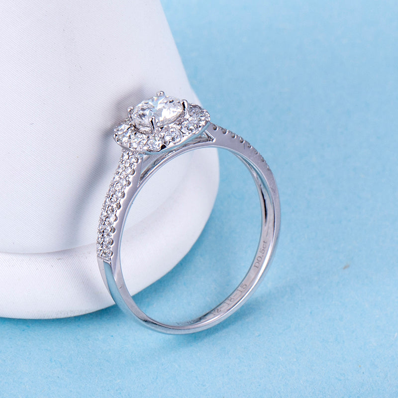 Eco-761: Bamboo Bloom – Anillo solitario de diamantes cultivados en laboratorio en oro blanco de 18 quilates