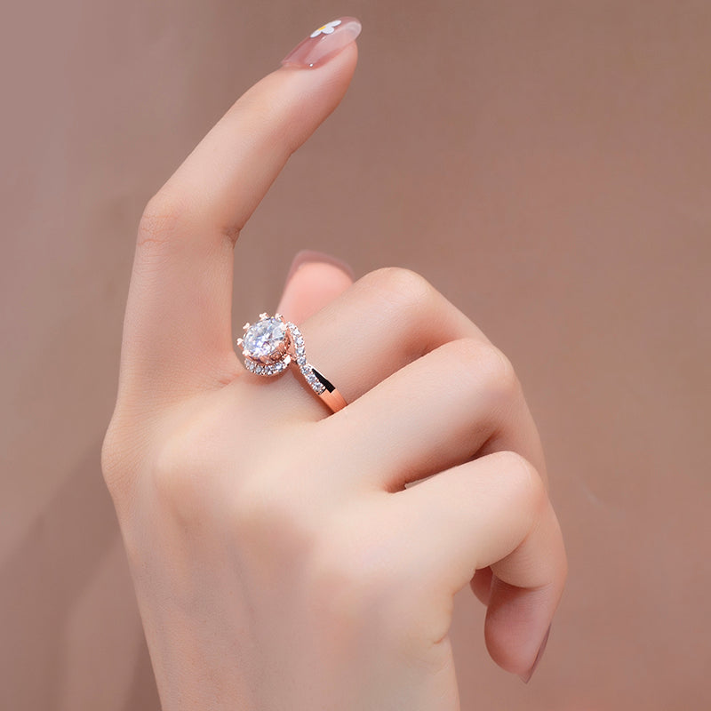 Eco-787: Heartline Twist – Anillo de oro rosa con diamantes cultivados en laboratorio de 18 quilates