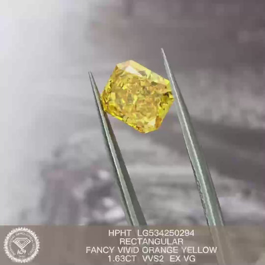 Radiant Cut 1.6ct Fancy Vivid Orange Yellow VVS2 HPHT Diamond Lab Grown Diamond IGI Certificate LG534250294